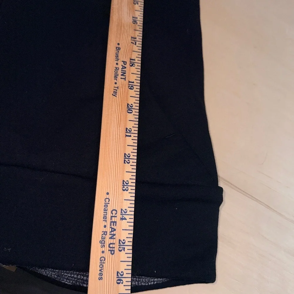 Lululemon Athletica Black and Gray Stretch-It Out Full Zip Hoodie - 6
